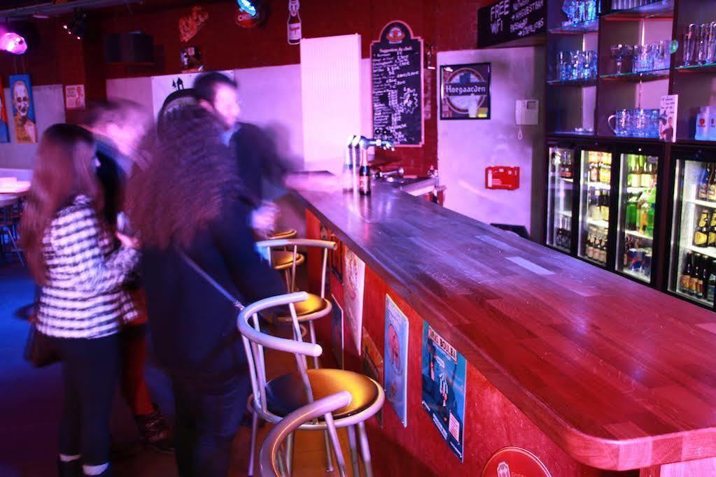Brussels Hello Hostel コクルベール エクステリア 写真